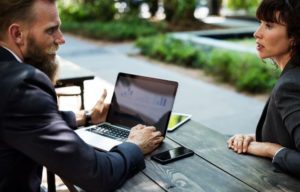 Адвокаты по вопросам «Арноны»