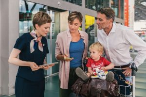 Family in airporst